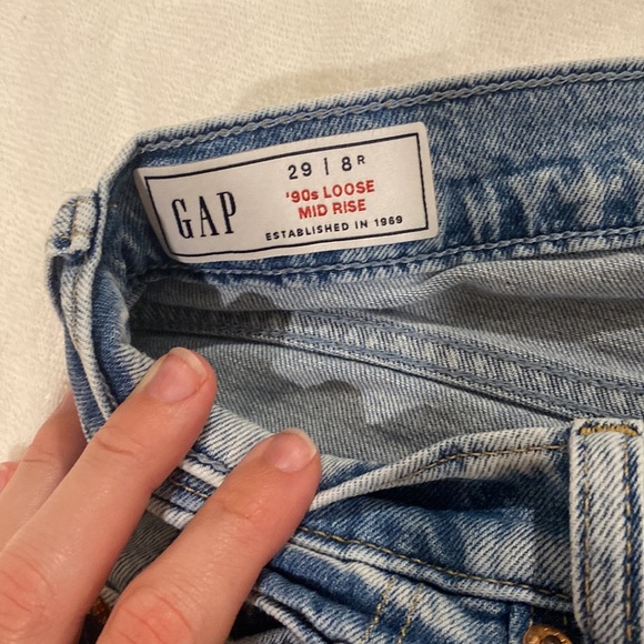 Gap Mid rise 90’s Loose Jeans with Washwell in Organic Cotton - Picture 4 of 6